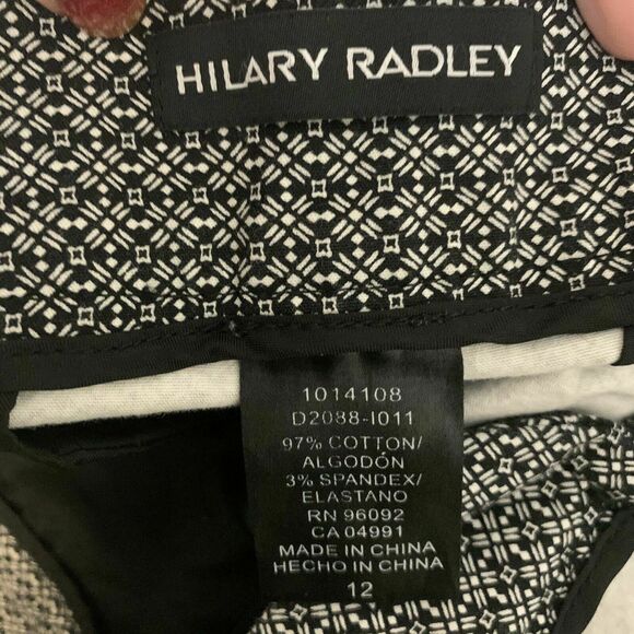 Hilary Radley black geometric print cropped Pants Size 12 - Picture 3 of 10